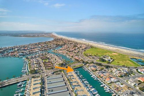 105 Antigua Ct, Coronado, CA, 92118-3316 | Card Image