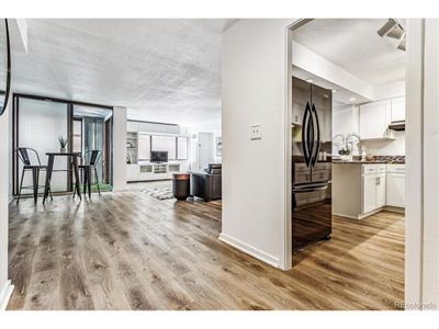 703 - 1551 Larimer St, Home with 1 bedrooms, 2 bathrooms and null parking in Denver CO | Image 2