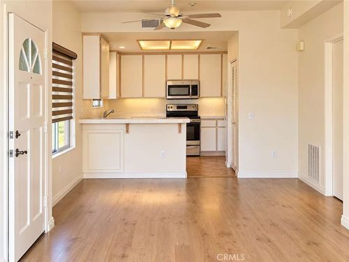 1802-2960 Champion Way, Tustin, CA, 92782 | Card Image