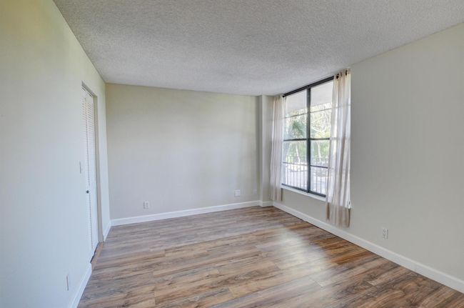 UNIT-202 - 16 Royal Palm Way, Condo with 2 bedrooms, 2 bathrooms and null parking in Boca Raton FL | Image 30