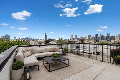 dpx1-145 Mcguinness Blvd, Brooklyn, NY, 11222-5559 | Card Image
