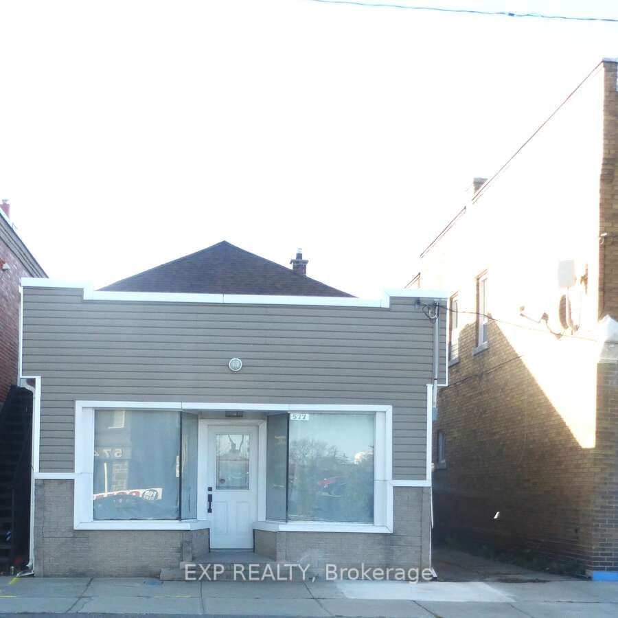 Commercial Sale in Welland