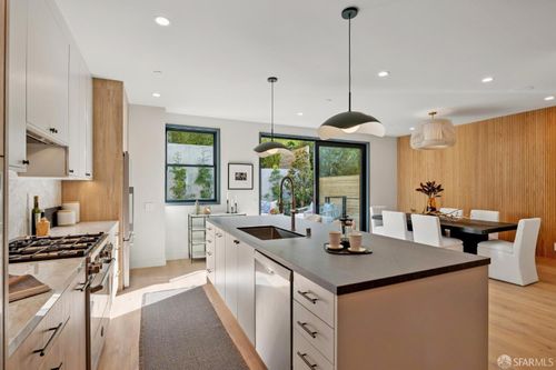 935 Kansas St, San Francisco, CA, 94107-2608 | Card Image