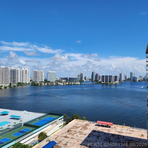 250 174th St, Sunny Isles Beach, FL, 33160-3323 | Card Image