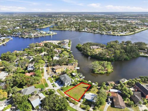 56 Inness Dr, TARPON SPRINGS, FL, 34689-2553 | Card Image