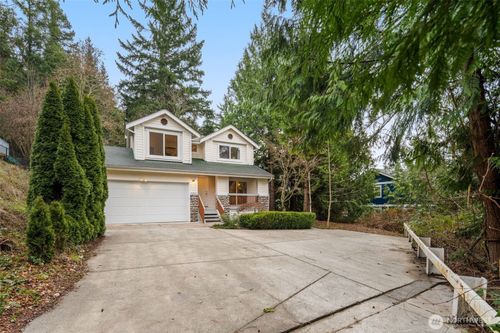 20803 Ne 15th Ln, Sammamish, WA, 98074-6668 | Card Image