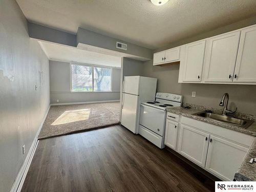 3910 Worthington Avenue, Lincoln, NE, 68502 | Card Image