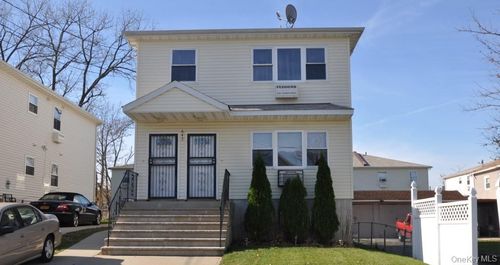 643 Beach 67th St, Arverne, NY, 11692-1312 | Card Image