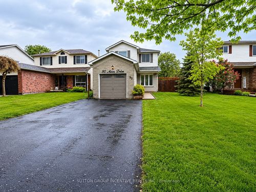 90 Moon Dr, Barrie, ON, L4N7G9 | Card Image