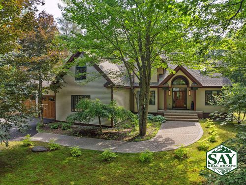 241 Algonquin Dr, Lake Placid, NY, 12946-1055 | Card Image