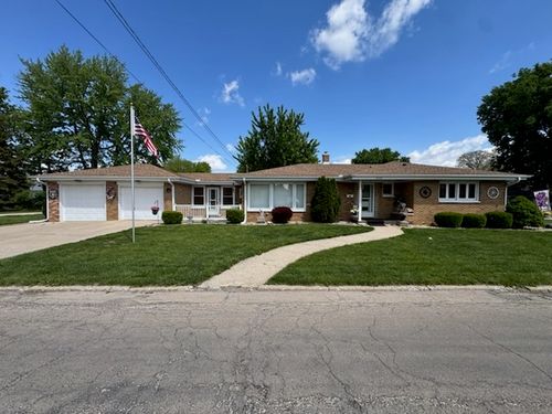 310 E 14th St, Sterling, IL, 61081-2450 | Card Image