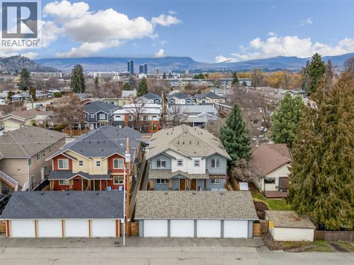 1940 Ethel St, Kelowna, BC, V1Y2Z5 | Card Image