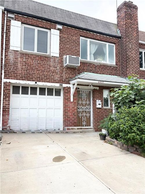 69-27 169th St, Fresh Meadows, NY, 11365-3349 | Card Image