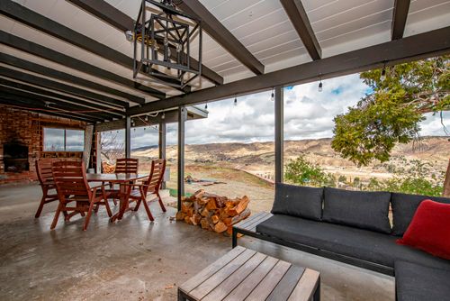 w-40005 92nd St W, Leona Valley, CA, 93551-7328 | Card Image