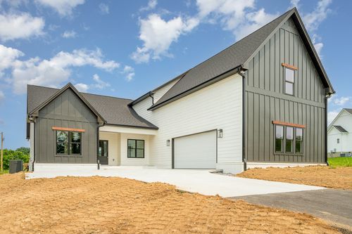 50 Lauderdale Ln, Hartsville, TN, 37074-2059 | Card Image