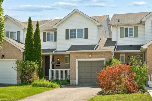 312 Sable Crt, Waterloo, ON, N2K3Z4 | Card Image