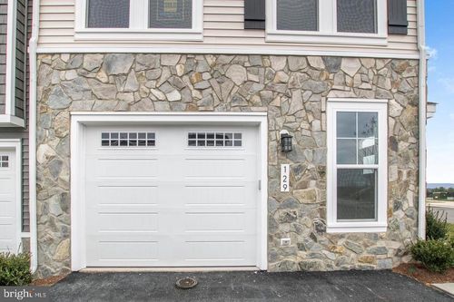 129 Checkerspot Way, LAKE FREDERICK, VA, 22630-2397 | Card Image