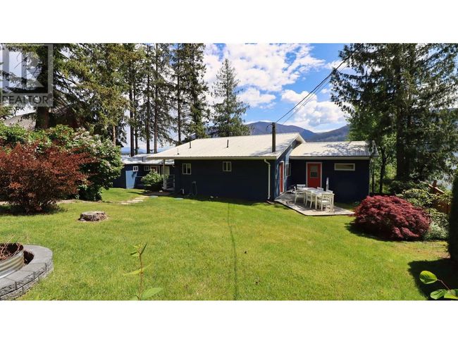 1065 Little Shuswap Lake Rd, House other with 2 bedrooms, 2 bathrooms and 8 parking in Chase BC | Image 13
