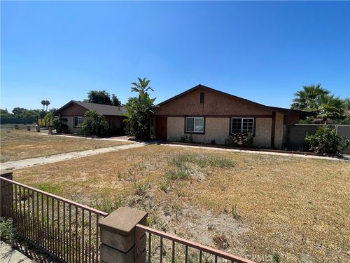 1309 W Ralston St, Ontario, CA, 91762-4752 | Card Image