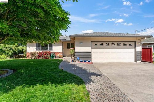 2305 Marlin Ct, Pinole, CA, 94564-1044 | Card Image