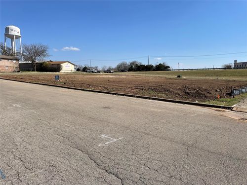 1305 Walters Dr, Granbury, TX, 76048-2353 | Card Image