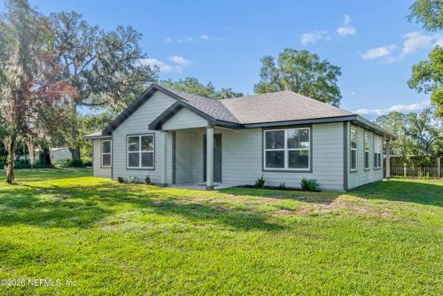 570 Sw 5th St, LAKE BUTLER, FL, 32054-1916 | Card Image