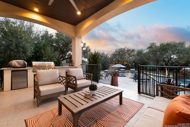 23119 Edens Cyn, House other with 5 bedrooms, 4 bathrooms and null parking in San Antonio TX | Image 41