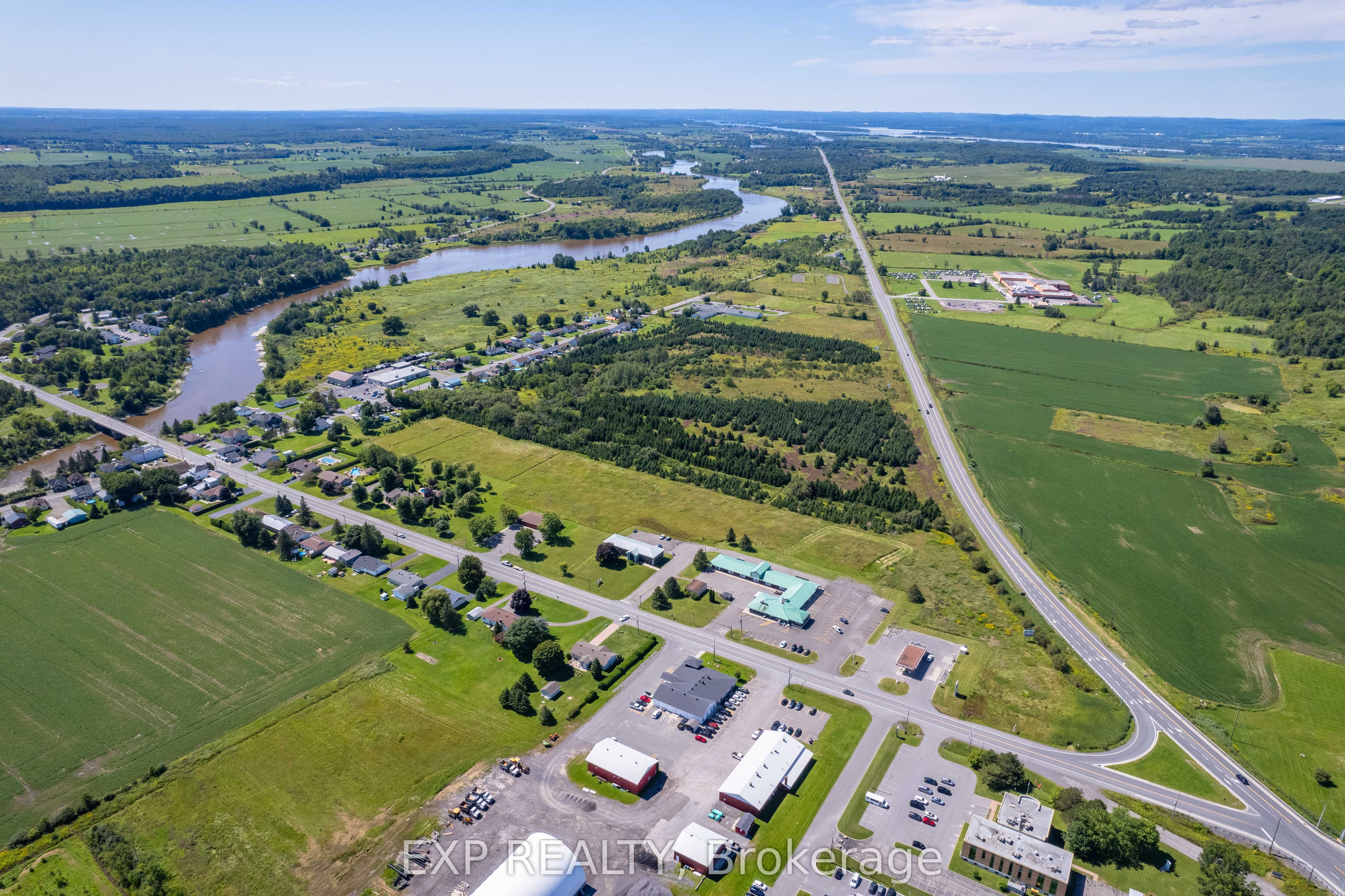Commercial Sale in Alfred and Plantagenet 2