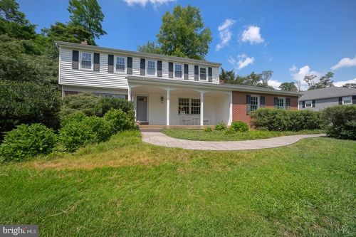 132 Gulph Hills Rd, Wayne, PA, 19087-4616 | Card Image