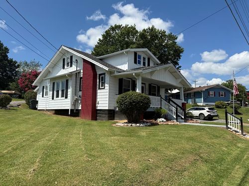 460 Vance St, Bristol, VA, 24201-3380 | Card Image