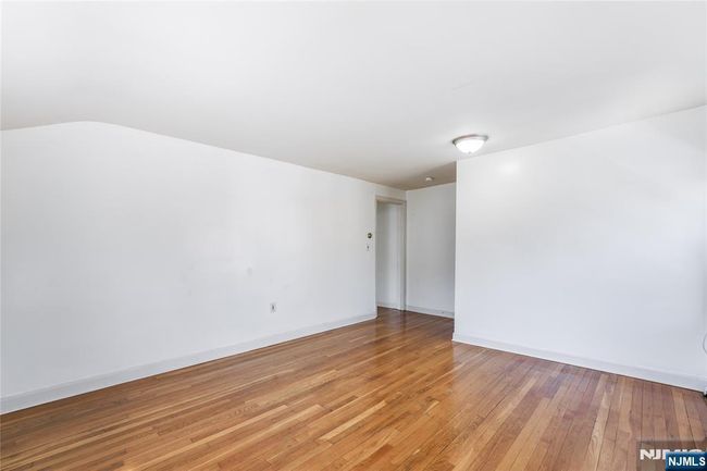 10 5 Th St, Home with 4 bedrooms, 2 bathrooms and null parking in Ridgefield Park NJ | Image 16