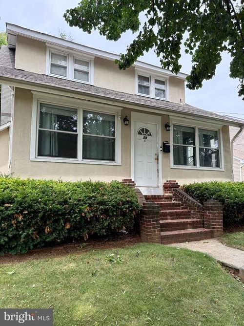 2nd-fl-29 E Buckingham Ave, MOUNT EPHRAIM, NJ, 08059-1324 | Card Image