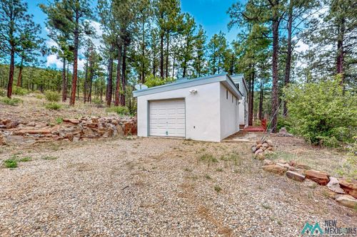 4 El Paraiso Dr, Montezuma, NM, 87731-1000 | Card Image