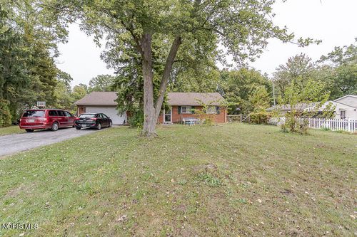 3232 Moffat Rd, Toledo, OH, 43615-1334 | Card Image