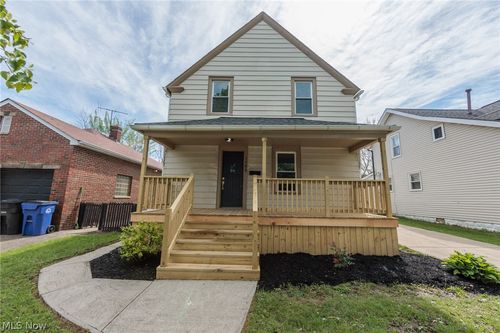 3569 W 136th St, Cleveland, OH, 44111-3355 | Card Image