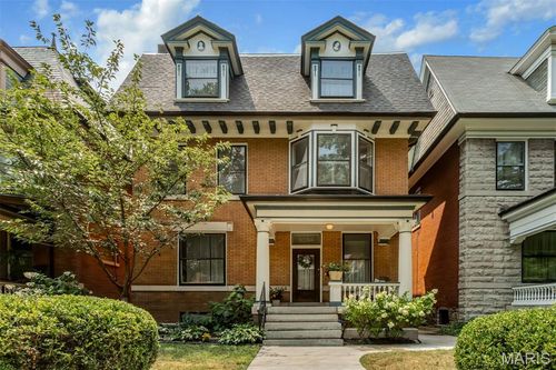 6154 Kingsbury Ave, Saint Louis, MO, 63112-1102 | Card Image