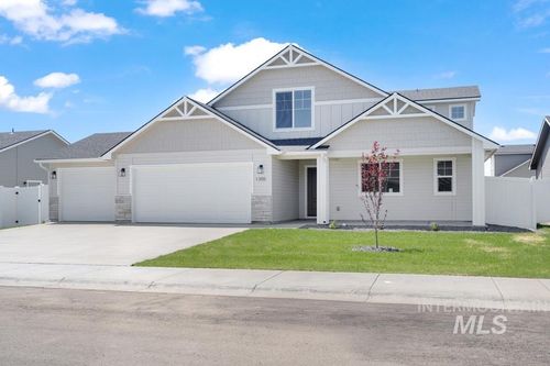 1355 Cresent St, Weiser, ID, 83672-1011 | Card Image