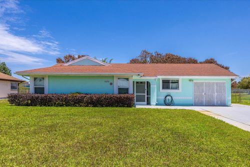 2073 Se Rainier Rd, Port St. Lucie, FL, 34952-7615 | Card Image