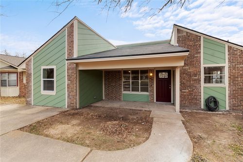 2411 Hardwood Dr, Bryan, TX, 77803-0257 | Card Image