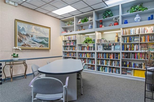 APT-504 - 1100 Colony Point Cir, Condo with 2 bedrooms, 2 bathrooms and null parking in Pembroke Pines FL | Image 36