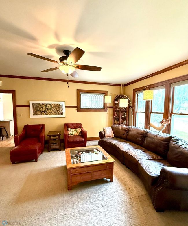 Family Room | Image 14