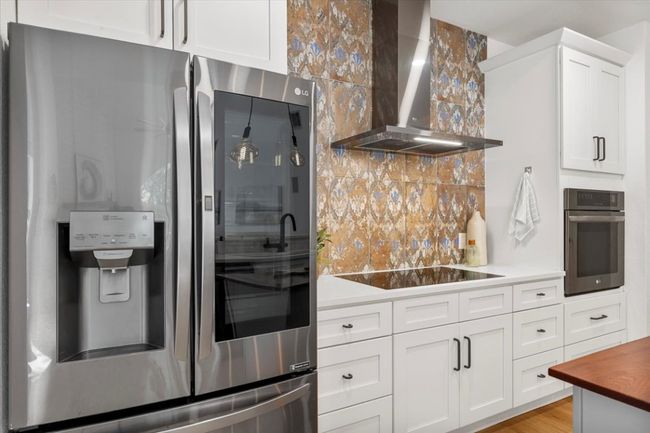 Custom kitchen tilework | Image 11