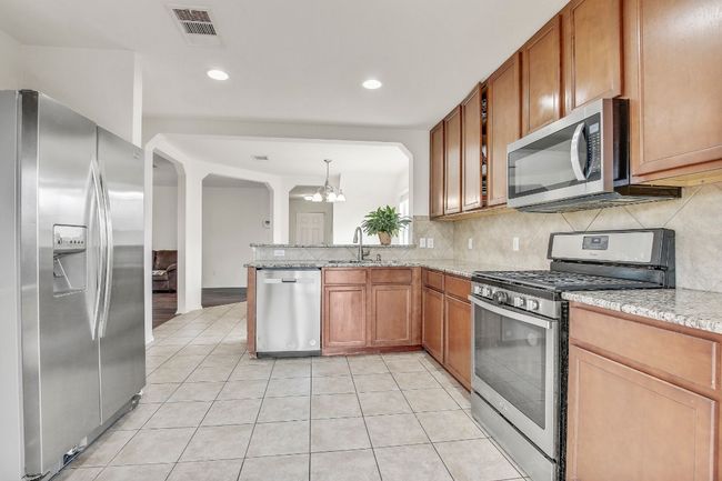 stainless steel appliances | Image 8