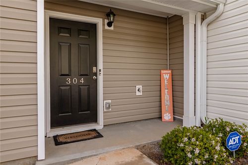 304 Oakmont Valley Trl, Seneca, SC, 29678-0849 | Card Image
