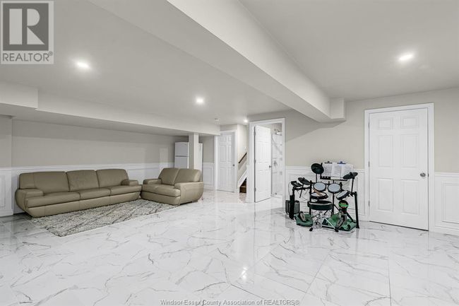 3741 Inglewood Ave, House other with 6 bedrooms, 5 bathrooms and null parking in Windsor ON | Image 36