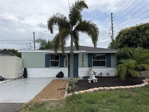 8892 79th Pl, SEMINOLE, FL, 33777-4205 | Card Image