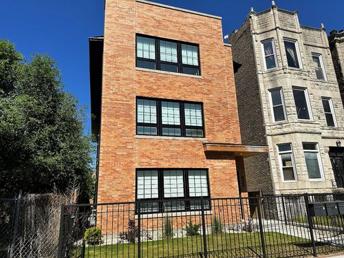 1-4420 S Prairie Ave, Chicago, IL, 60653-3208 | Card Image