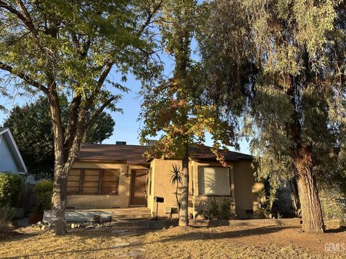 104 Quincy St, Bakersfield, CA, 93305-3431 | Card Image