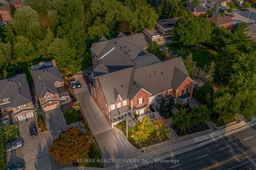 106-9589 Keele St, Maple, ON, L6A5M1 | Card Image