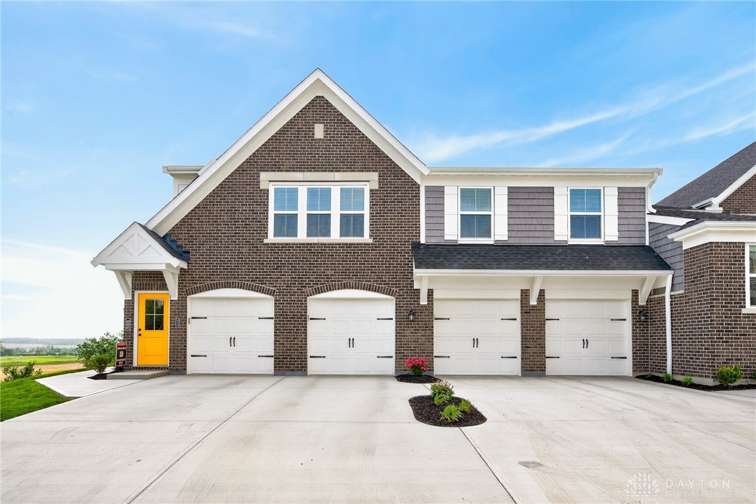 Residential in Turtlecreek Twp